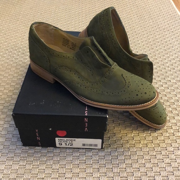 Steven Melanee Slip-On Wingtip Oxford - Picture 1 of 7